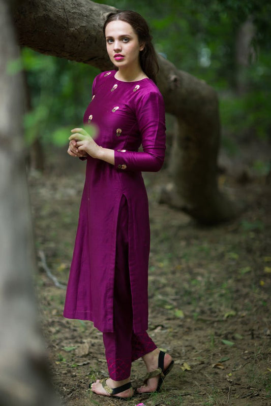 Burgandy Embroidered Bootah Kurta Set