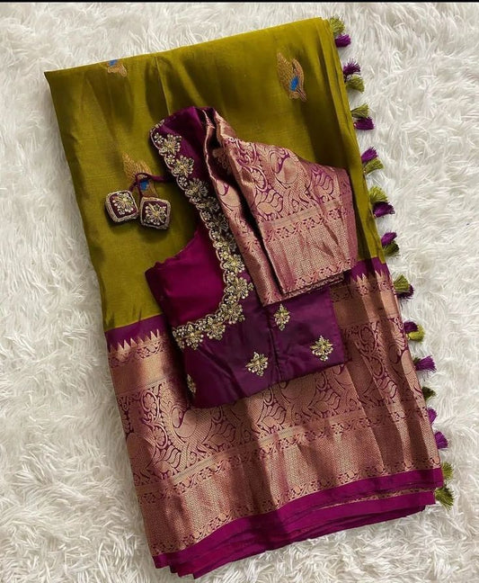 Queen and Shine Saree Soft Blouse Free Size